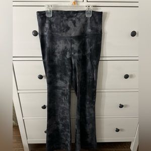 Lululemon Super High Waisted Groove pant